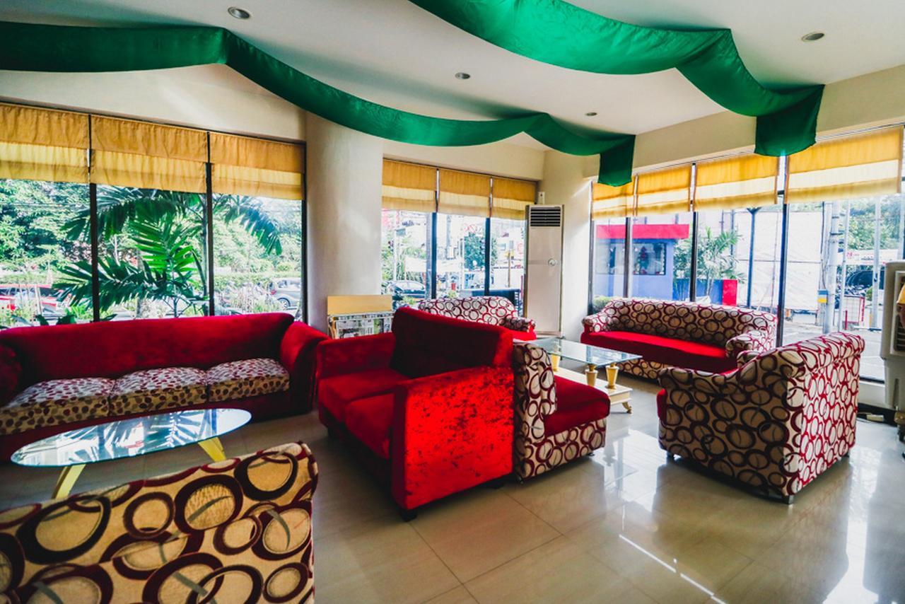Reddoorz Plus Near Mall Ratu Indah 2 Makassar Exteriör bild